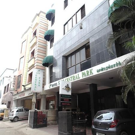 Hotel S R M Central Park Chennai Exterior foto